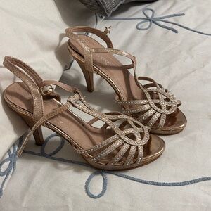 Forever 21 Shimmering Gold Strappy Heels 4” heel